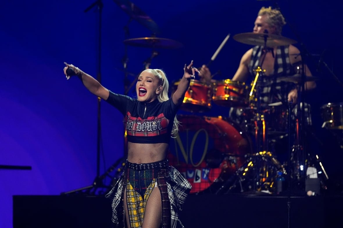fireaid-benefit-concert-show x