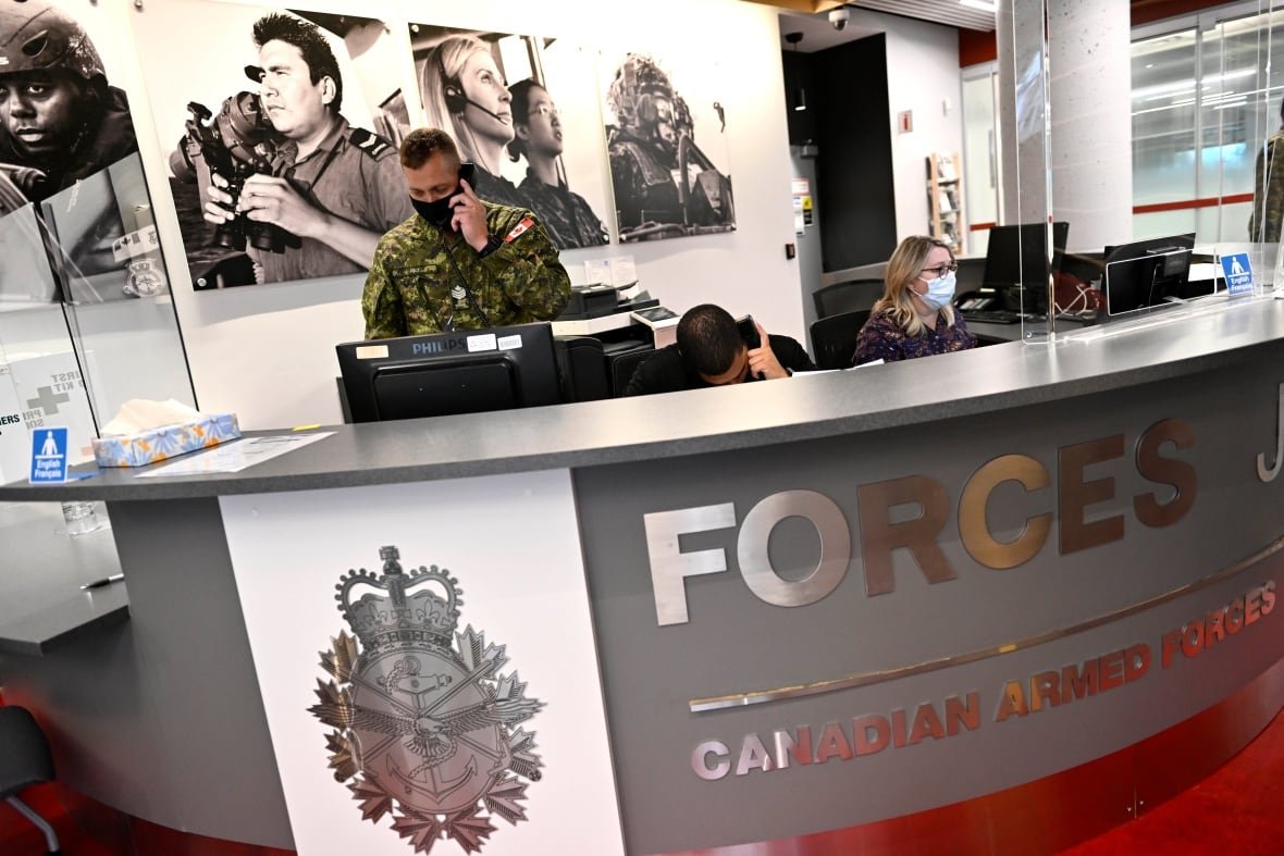 military-recruitment-20220925 Staff work at a Canadian Armed Forces recruitment centre in Ottawa on Sept. 20, 2022.