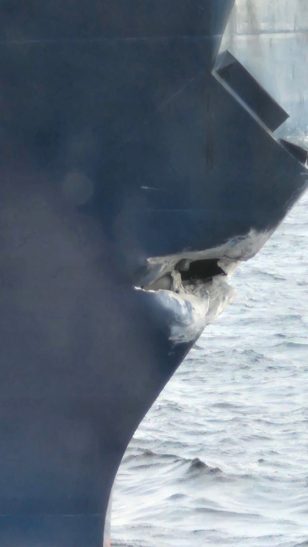 whiffen-head-tanker-02 damaged bow section of an oil tanker.