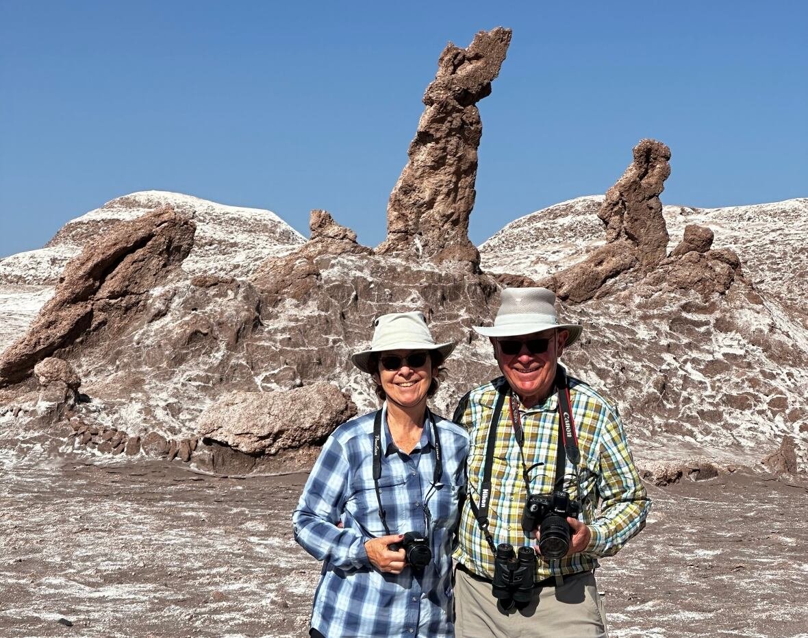 bill-and-sandra-barlow-1 Photos of an older couple on vacation in South America