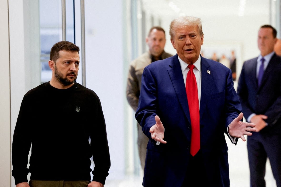 september-2024-file-photo-of-ukrainian-president-volodymyr-zelenskyy-and-donald-trump Image of Volodymyr Zelenskyy and Donald Trump walking together.
