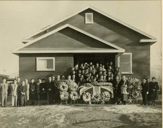 default-23 Union Jack flag covering the casket of Private Otoji Kamachi during his funeral in 1957.